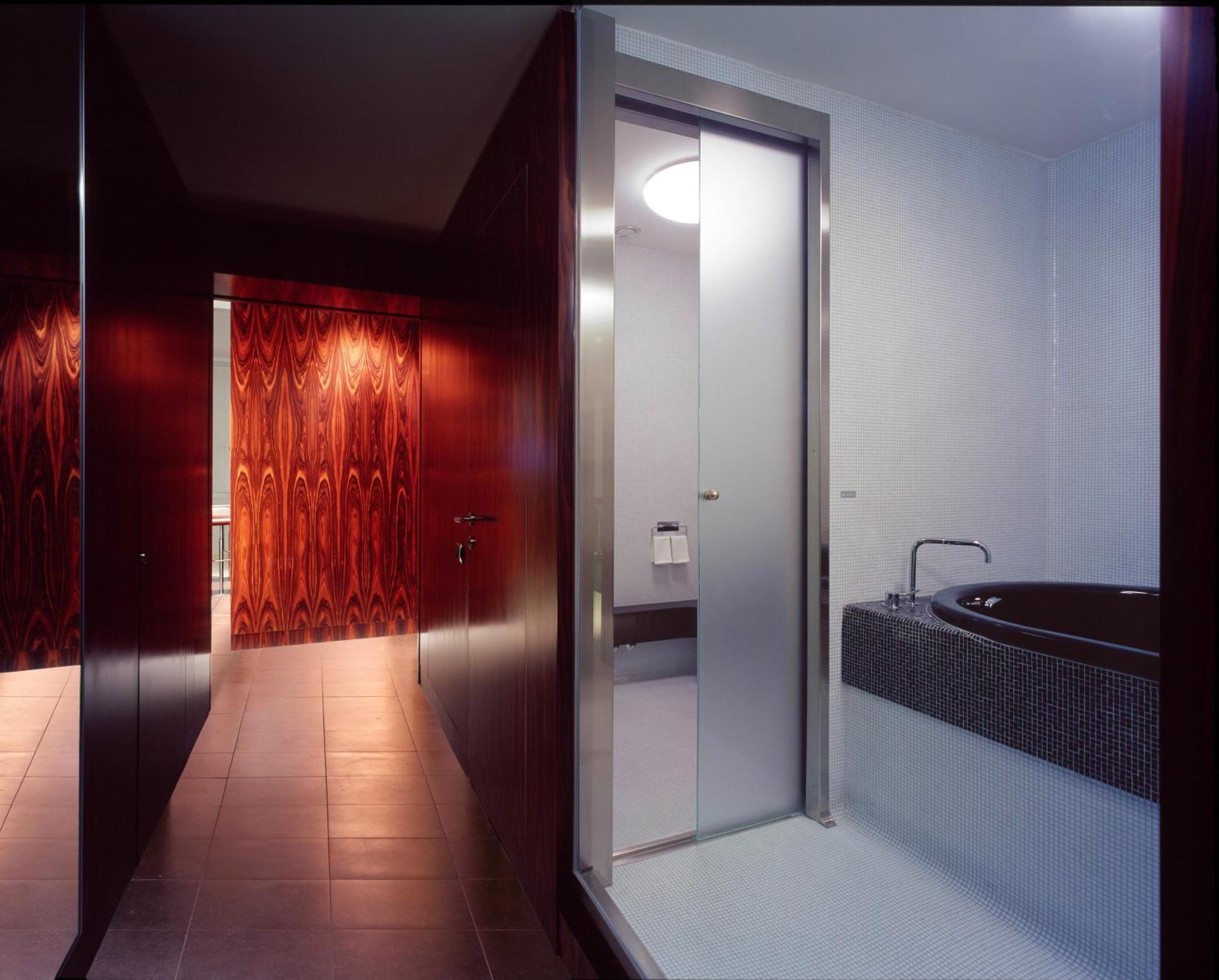 ยูเอ็นเอโฮเทล วิตตอเรีย ฟิเรนเซ Hotel ฟลอเรนซ์ ภายนอก รูปภาพ